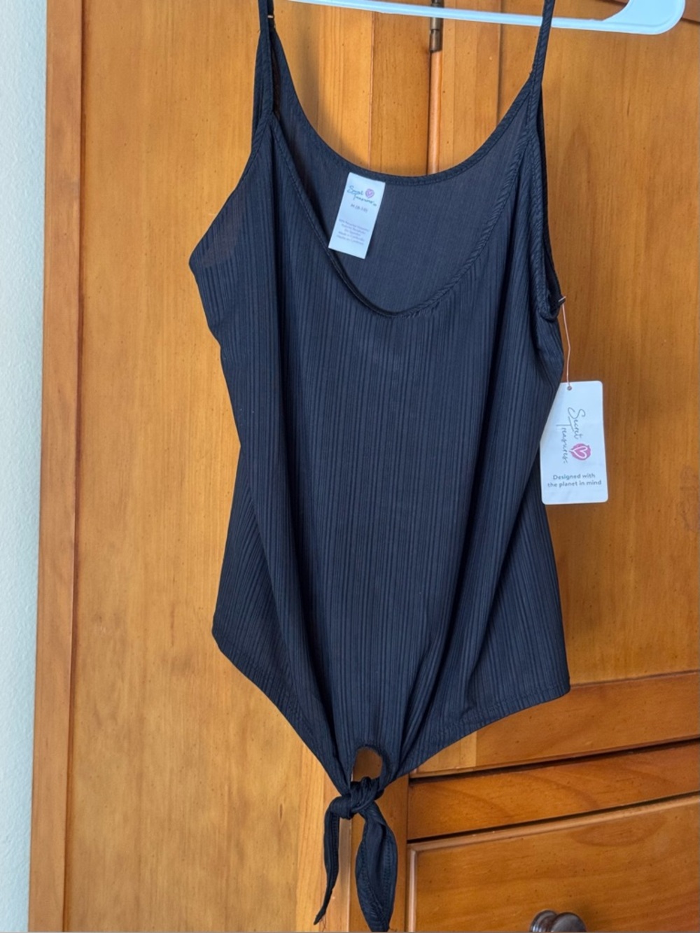 ❤️3/$25 NWT Medium Women’s Black Striped Tie-Front Soft Lingerie Cami Tank Shirt